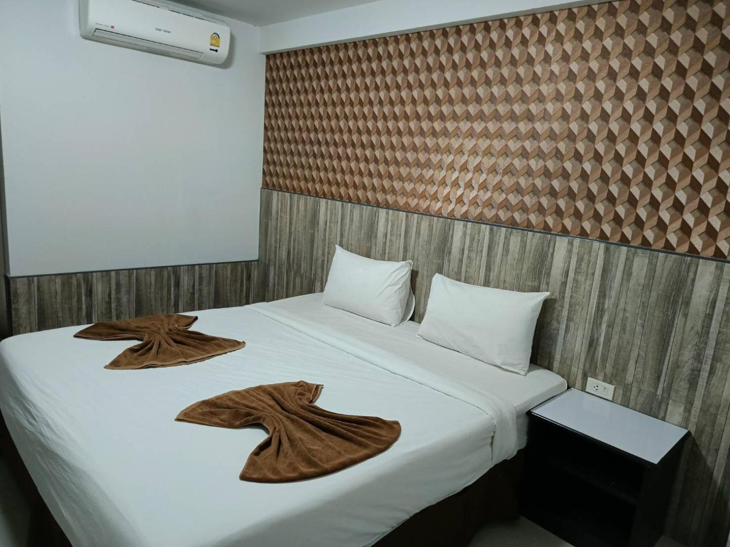 Grand Pruksa Siri Apartment Sara Buri Extérieur photo